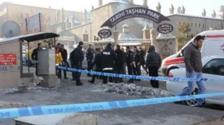 Erzurum&rsquo;da Buzda D&uuml;şerek Hayatını Kaybettiği Tahmine Edilen 1 Kişinin Cesedi Bulundu