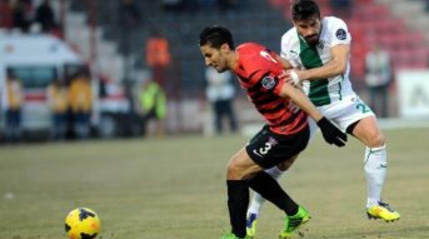 Bursaspor Ka&ccedil;an Fırsatlara Yanıyor