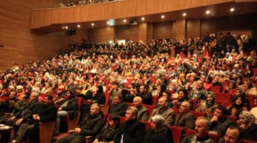 G&ouml;klerin Titreyişi Adlı Alb&uuml;m&uuml;n Sakarya Galası Yapıldı