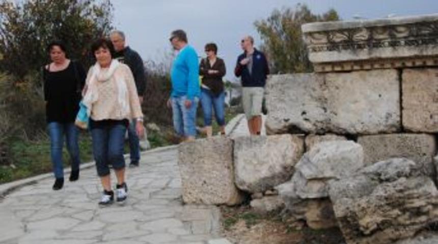 Akg&uuml;n: Noel Tatili Canlılığı Beklediğimiz &Ouml;l&ccedil;&uuml;de Değil