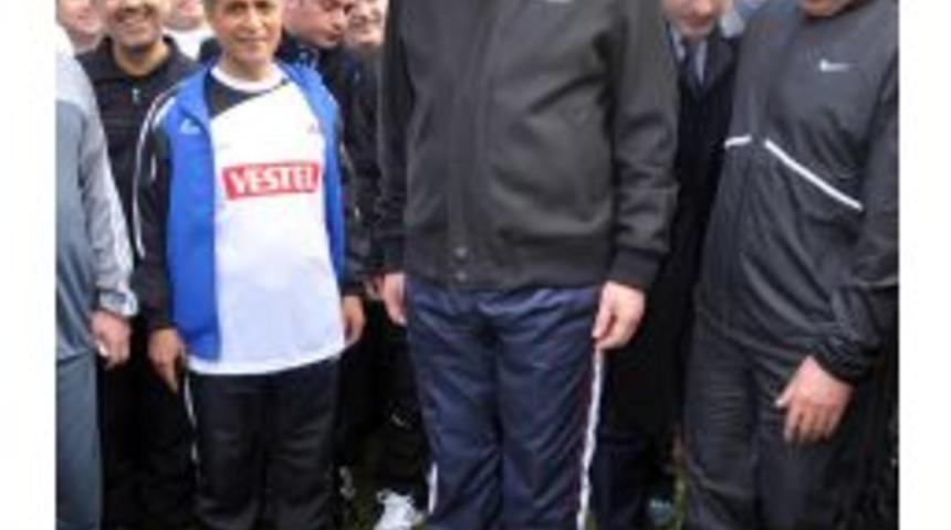 Sağlık Bakanı, Sağlıklı Yaşam İ&ccedil;in Hareket Yılı Etkinliğini Manisa'dan Başlattı