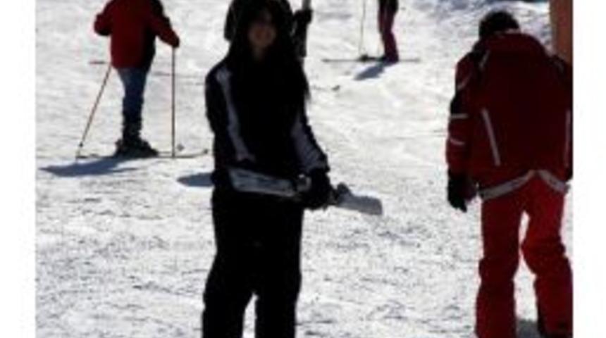 Paland&ouml;ken'de Hafta Sonu Kayak Ve Kızak Keyfi