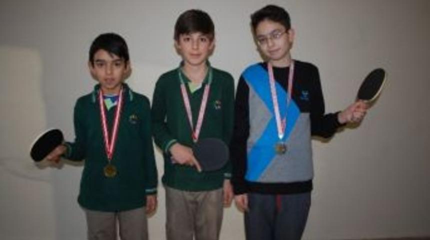 Yozgat &Ouml;zel Ergin Koleji Masa Tenisi Şampiyonu Oldu