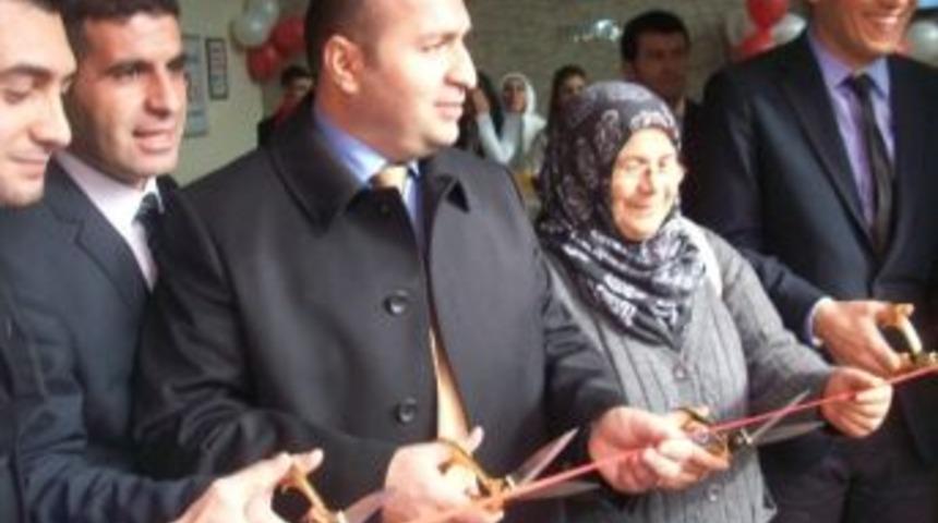 Suru&ccedil; Kaymakamı Abdullah &Ccedil;ift&ccedil;i Tıp Merkezi A&ccedil;ılışına Katıldı.