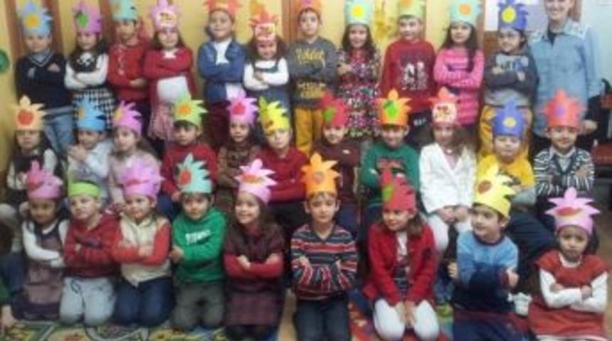 Atat&uuml;rk İlkokulu Miniklerinden &ldquo;yerli Malı Kullanalım&rdquo; Mesajı