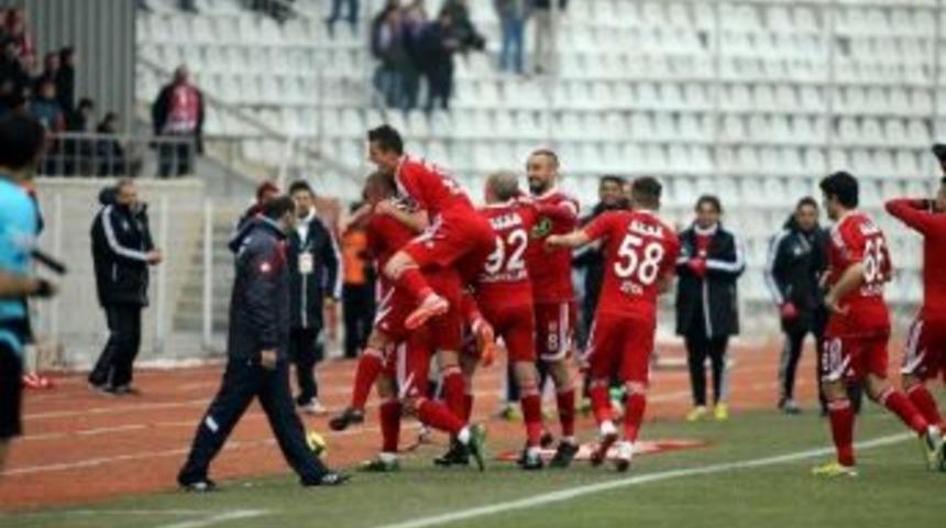 Spor Toto S&uuml;per Lig