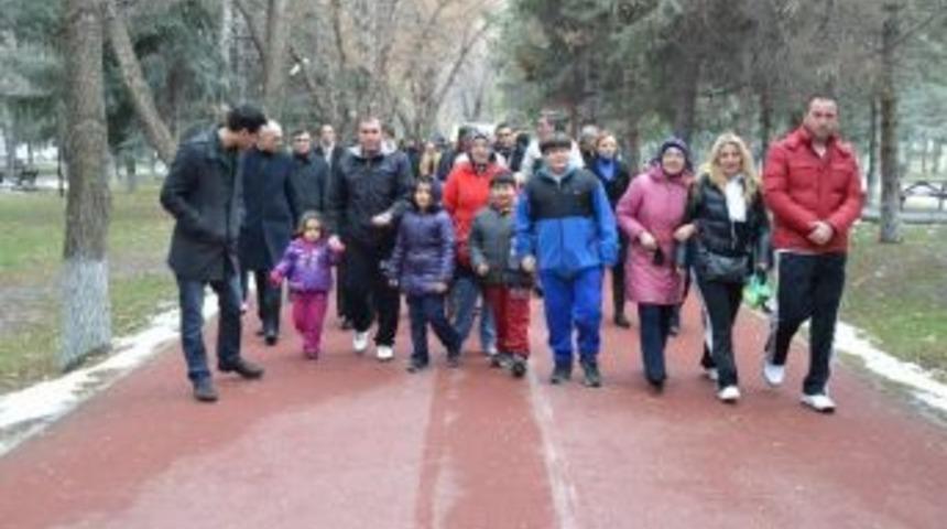 Kayseri Sağlık İ&ccedil;in Y&uuml;r&uuml;d&uuml;