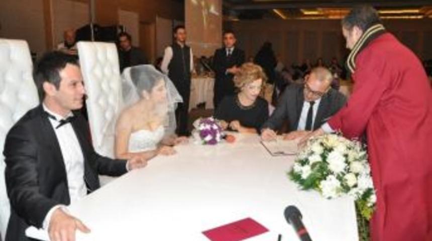 Futbolcu Fatih Arslan, Dünya Evine Girdi