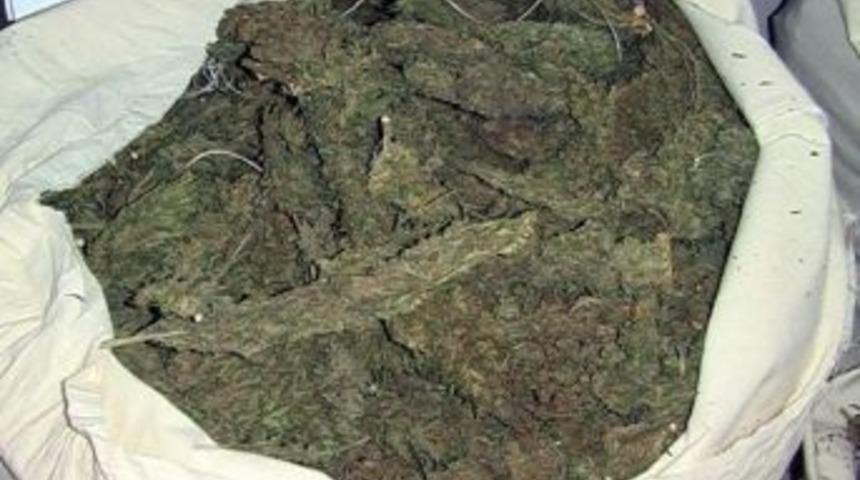 Jandarma Uyuşturucu Madde Ele Ge&ccedil;irdi