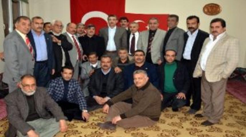 Celalettin G&uuml;ven&ccedil; Muhtarlarla Buluştu