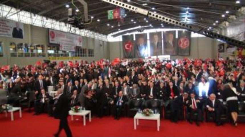 Bah&ccedil;eli: Başbakan Ya Yargılamaların &Ouml;n&uuml;n&uuml; A&ccedil;acak Ya Da Y&uuml;ce Divanda Yargılanacak