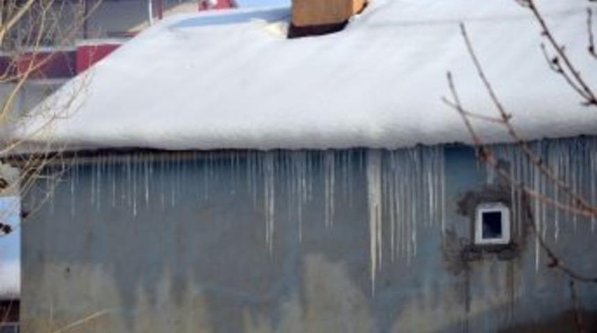 Y&uuml;ksekova Dondu