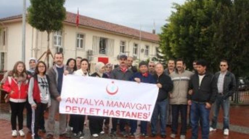 Sağlık&ccedil;ılar Sağlıklı Yaşam İ&ccedil;in Y&uuml;r&uuml;d&uuml;