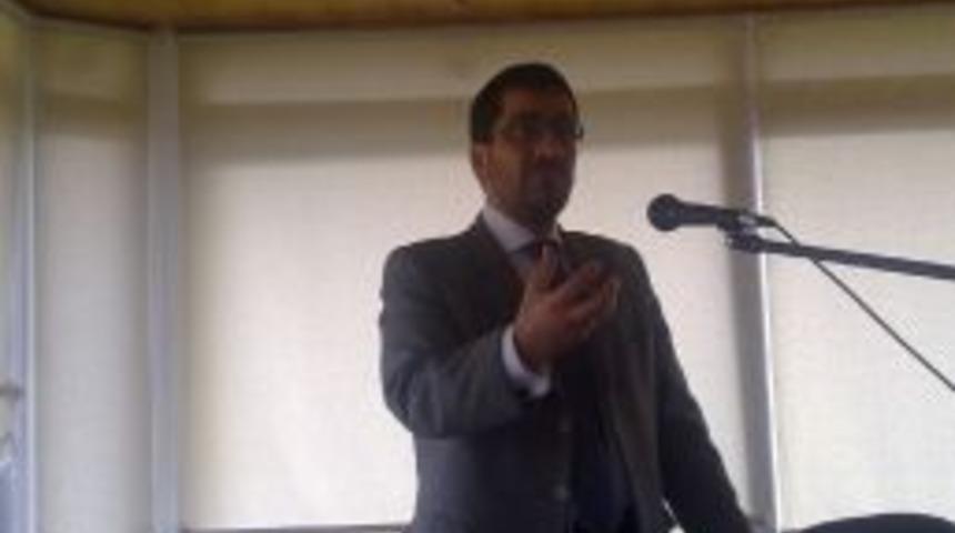 Tavır Ve Davranışlara Yansıtılmayan Bilgi Insana Y&uuml;k Olur