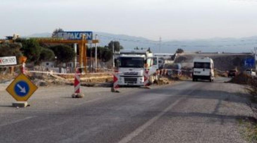 Dev &Ccedil;ukur Trafiği Tehlikeye D&uuml;ş&uuml;rd&uuml;