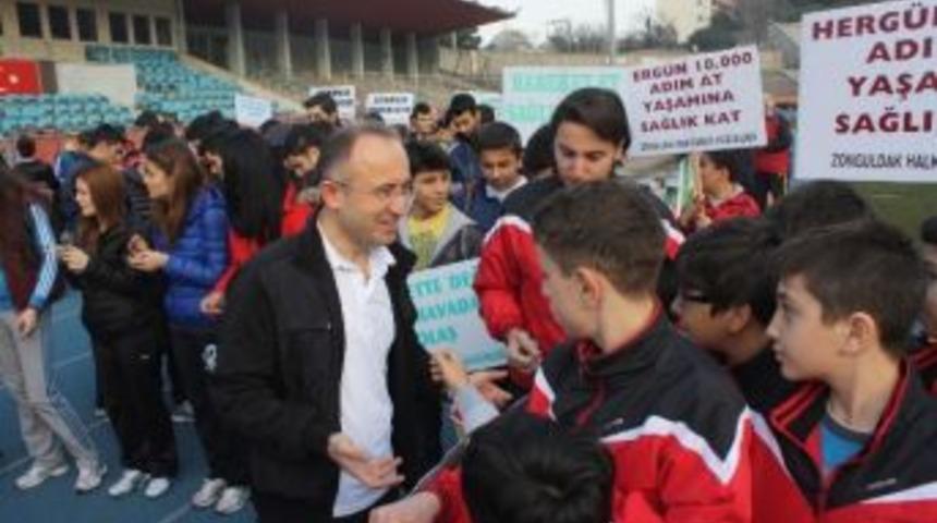 Zonguldak&rsquo;ta &ldquo;sevdiklerimizle Sağlığa Y&uuml;r&uuml;yoruz&rdquo; Y&uuml;r&uuml;y&uuml;ş&uuml; Yapıldı