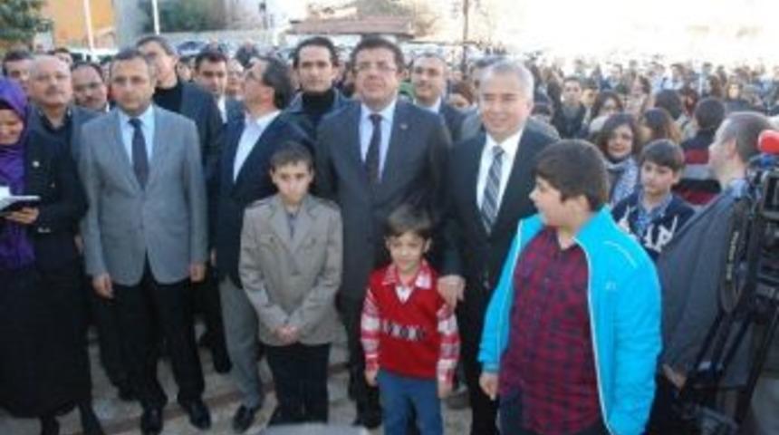Ekonomi Bakanı Zeybekci Denizli&rsquo;de