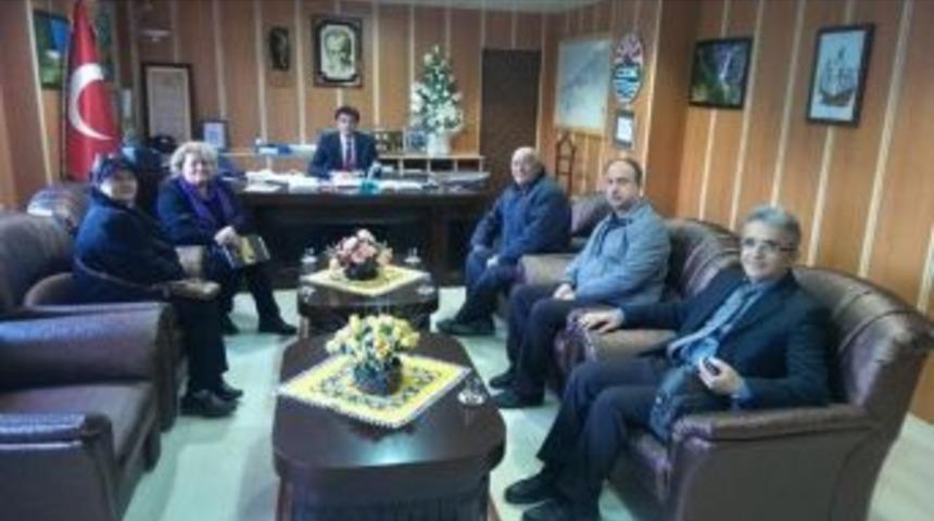 Ci&ccedil;ekder&rsquo;den Kaymakam Kara&rsquo;ya Ziyaret