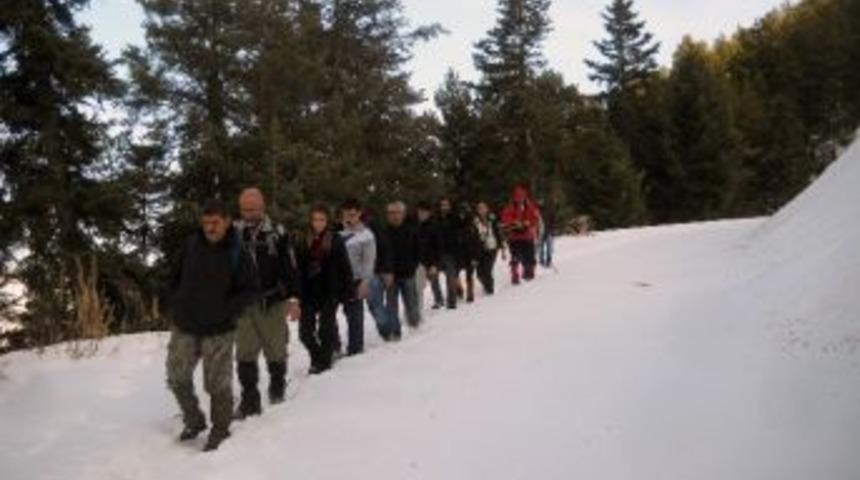 G&uuml;m&uuml;şhaneli Dağcılardan Kar Y&uuml;r&uuml;y&uuml;ş&uuml;