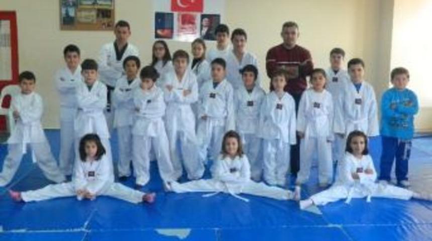 Hayrabolu&rsquo;da Taekwondo Sporu Yaygınlaşıyor