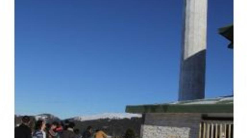 (&ouml;zel Haber) Uludağ'da Karlar &Uuml;zerinde Namaz