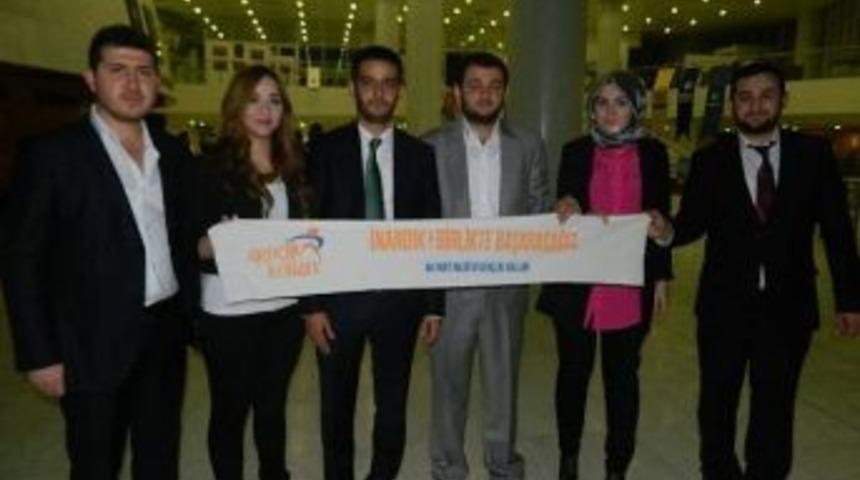 Gen&ccedil;lere Siyaset Dersi