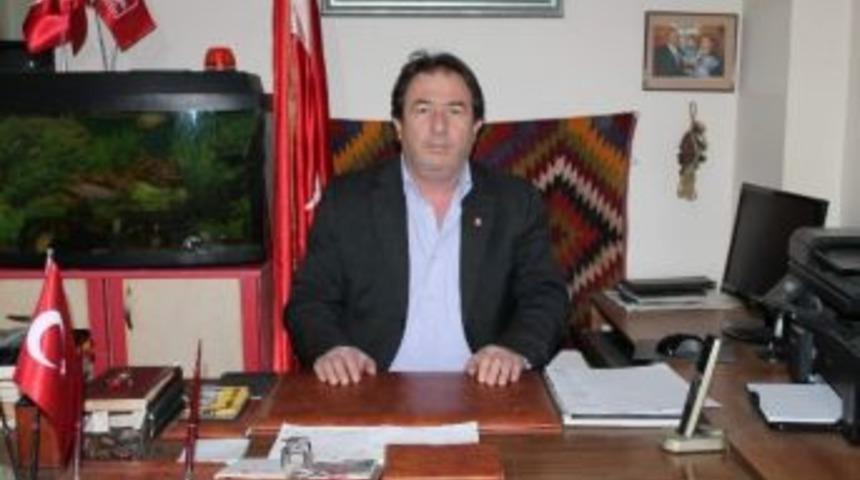 Demokrat Parti Merkez Başkanlığına Neşet Saratlı Getirildi