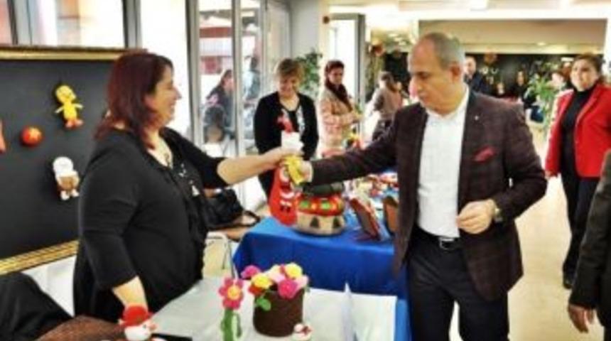 El Emeği G&ouml;z Nuru G&ouml;r&uuml;c&uuml;ye &Ccedil;ıktı