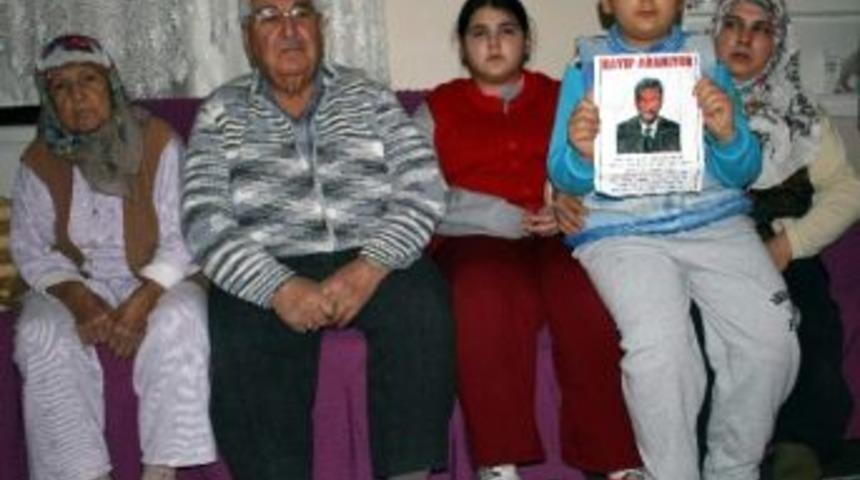 Kayıp Memura &Ouml;dediği Son Maaş Ve İkramiyeyi Geri İsteyen Devlet 5 Yıldır İki &Ccedil;ocuğu İle Ortada Kalan Anneyi &Ccedil;aresiz Bıraktı