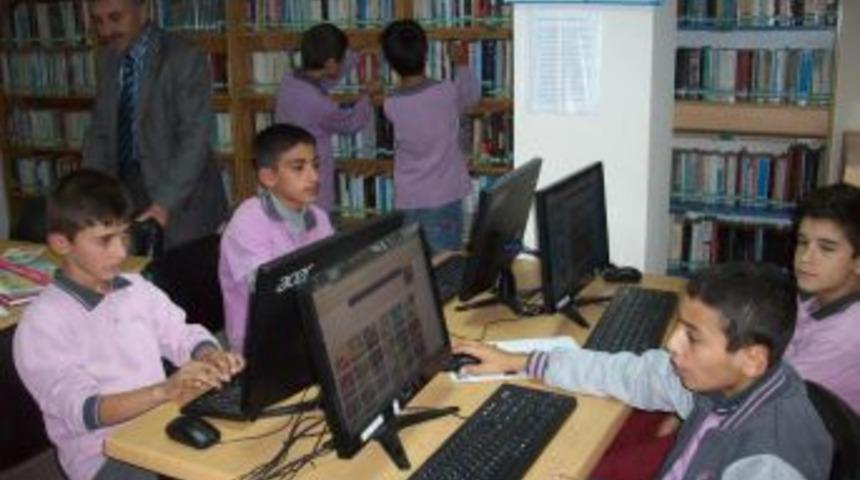 Kavak'ta K&uuml;t&uuml;phane Hizmeti