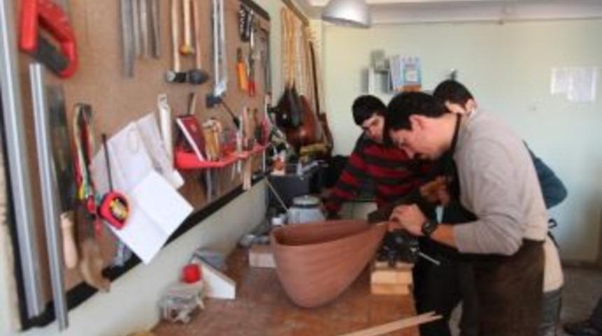 (&ouml;zel Haber) "ahlat İ&ccedil;in &Ccedil;algını Yap, &Ccedil;al S&ouml;yle" Projesi