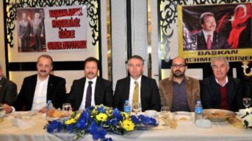 Akg&uuml;l Taksici Esnafını Yalnız Bırakmadı