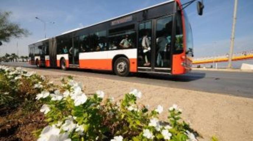 İzmir'de Yılbaşı Gecesi Ulaşıma &Ouml;zel D&uuml;zenleme