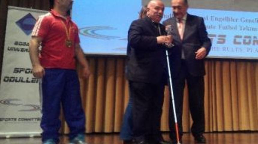 Boğazi&ccedil;i &Uuml;niversitesi&rsquo;nden &Ccedil;ankayalılara Sportmenlik &Ouml;d&uuml;l&uuml;