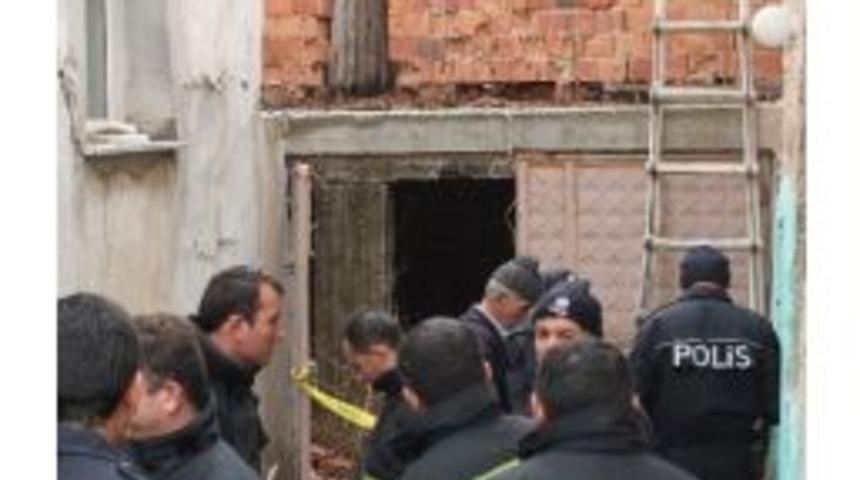 Konya'da Baca Temizlemeye &Ccedil;ıkan Yaşlı Adam Hayatını Kaybetti