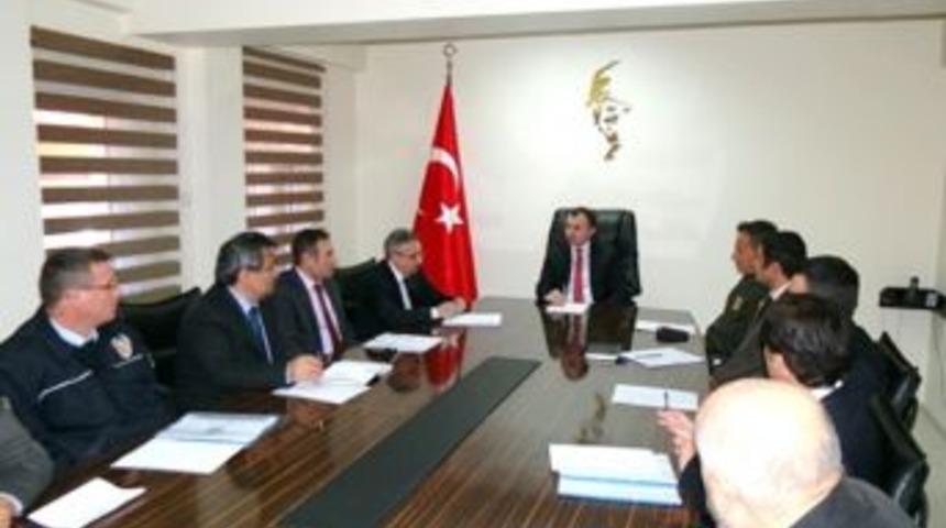 Şaphane’de İlçe İdare Şube Başkanları Toplantısı Yapıldı