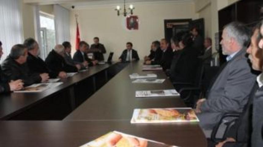 Ulus Kaymakamlığı'nda Bilgilendirme Toplantısı Yapıldı