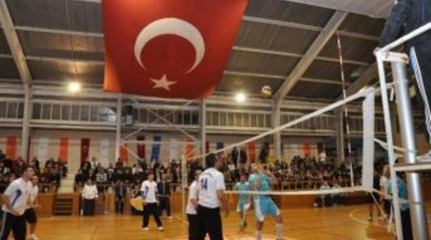 Darıca'da Voleybol Heyecanı