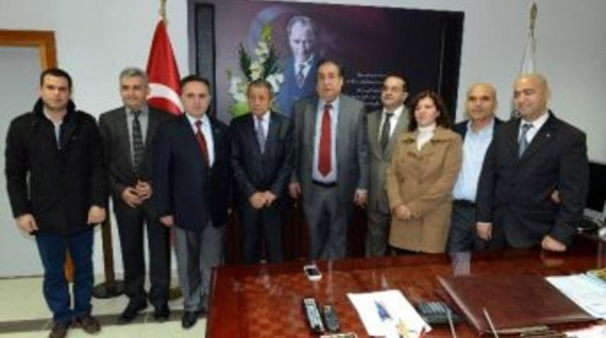 Aksev&rsquo;den Başkan &Ouml;zcan&rsquo;a Kutlama