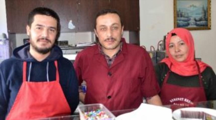 B&ouml;rek Alana Kahvaltı Promosyonu