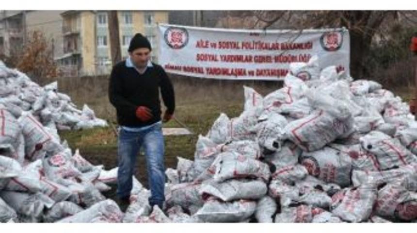 2 Bin 800 Yoksula K&ouml;m&uuml;r Yardımı