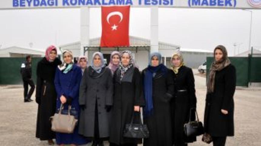 Umut-Der &Uuml;yeleri Suriyelilerle Bir Araya Geldi