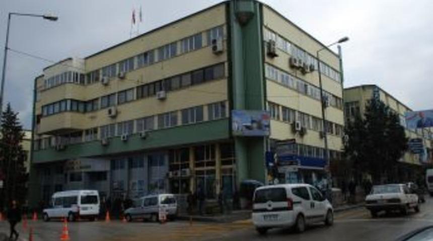 Isparta Belediyesi'nin T&uuml;m Mallarına Se&ccedil;im &Ouml;ncesi Haciz Konuldu