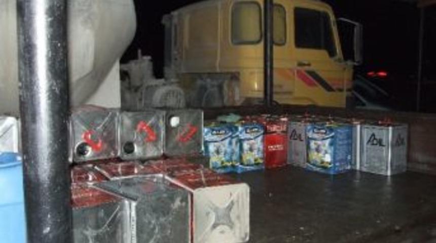 Bucak&rsquo;ta 221 Litre Ka&ccedil;ak Madeni Yağ Ele Ge&ccedil;irildi