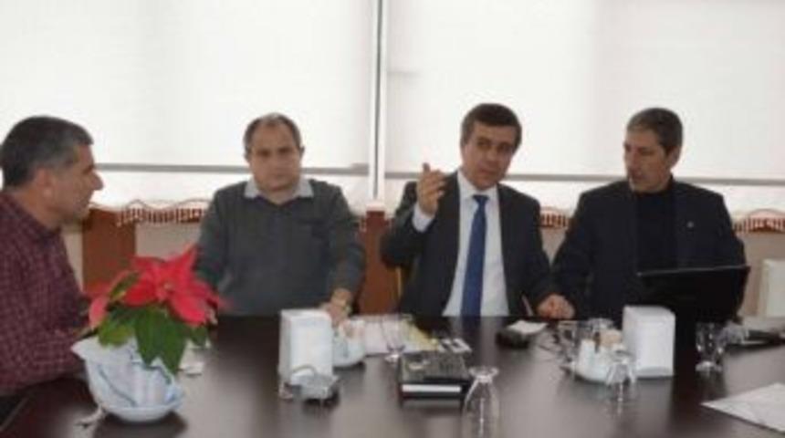 Edremit'te Hem B&uuml;y&uuml;yor, Eğitim Seviyesi Y&uuml;kseliyor