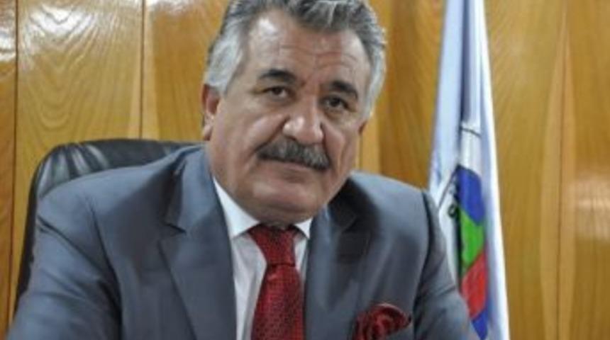 Sadak&rsquo;tan 3 Dilde Yeni Yıl Kutlama Mesajı