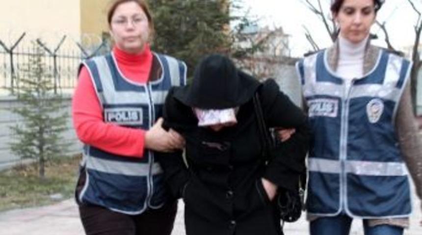 Yaşlıları Yardım Bahanesiyle Dolandırdı