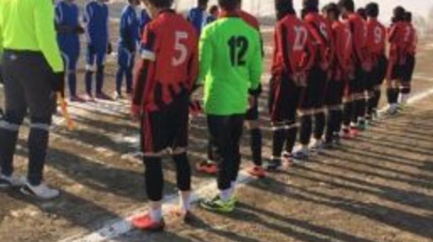 Kağızmanspor Doğug&uuml;c&uuml;spor'u Yenerek Liderliğini S&uuml;rd&uuml;rd&uuml;