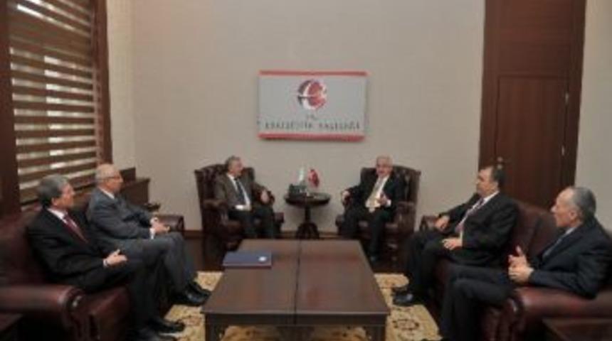 Eskişehir B&ouml;lgesinde Oluşturulan Sağlık, Eğitim Ve Araştırma Protokol&uuml; İmzalandı