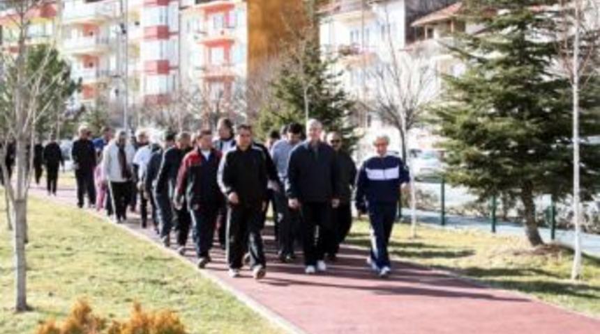 Uşak Protokol&uuml; Sağlık İ&ccedil;in Y&uuml;r&uuml;d&uuml;